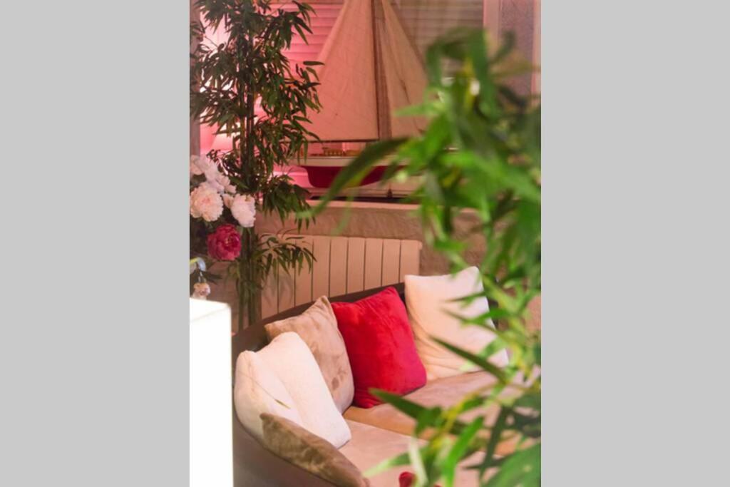 Gite Love Dream - Le Gite Romantique Ger  Εξωτερικό φωτογραφία